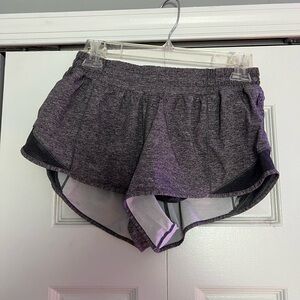 LULULEMON HOTTY HOT LR 2.5 in SHORTS